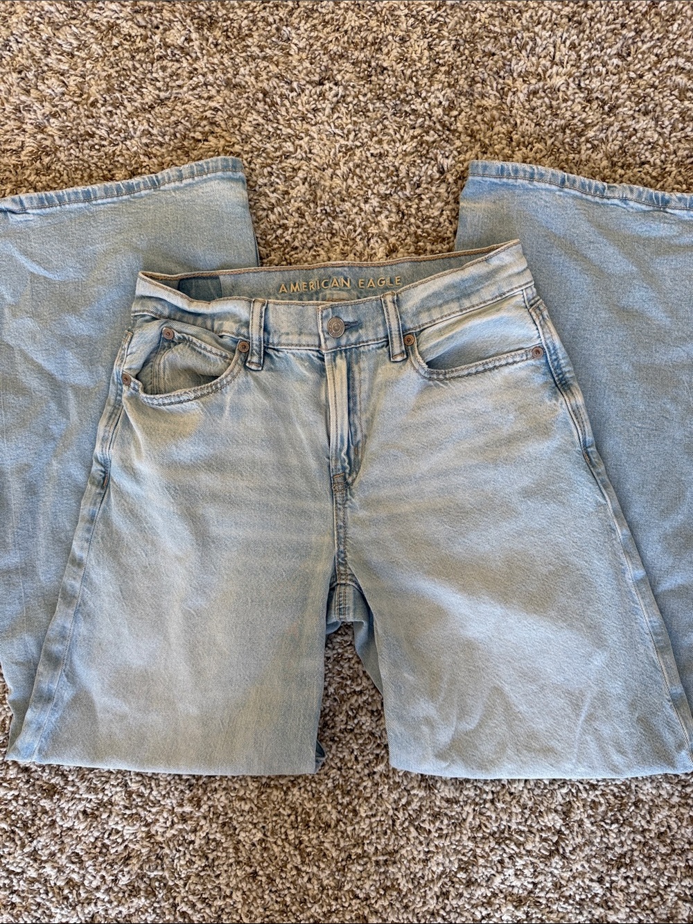 American Eagle Outfitters Low Rise Extra Wide Leg Light Blue Jeans - Picture 5 of 6